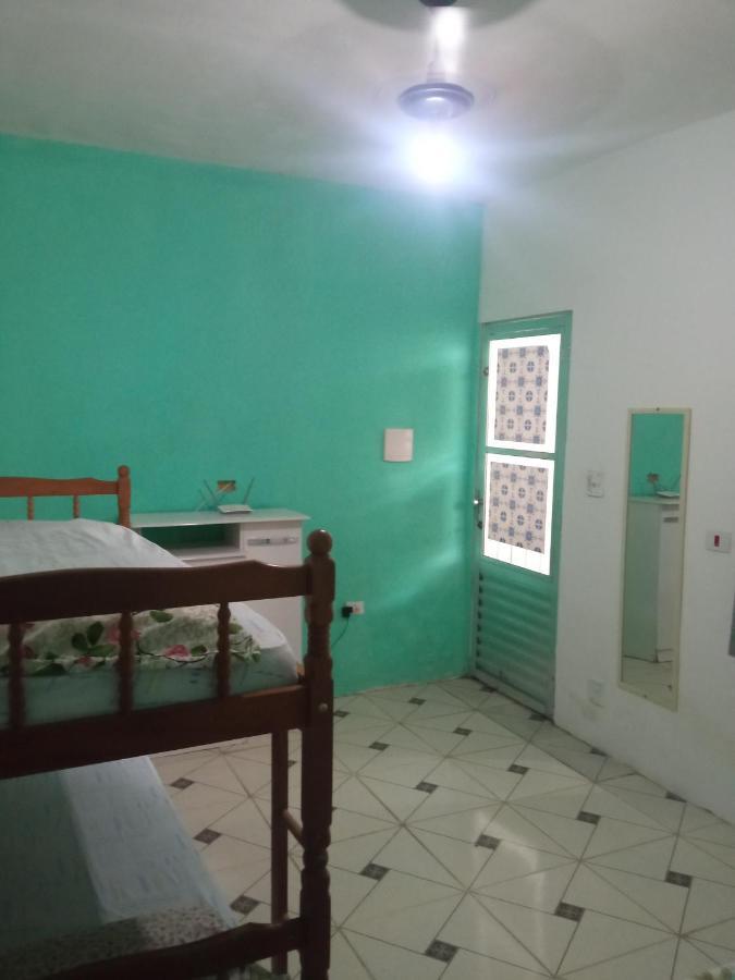 1 Suite Para 2 Pessoas Vila Agradavel Jardim Virginia Guaruja Luaran gambar